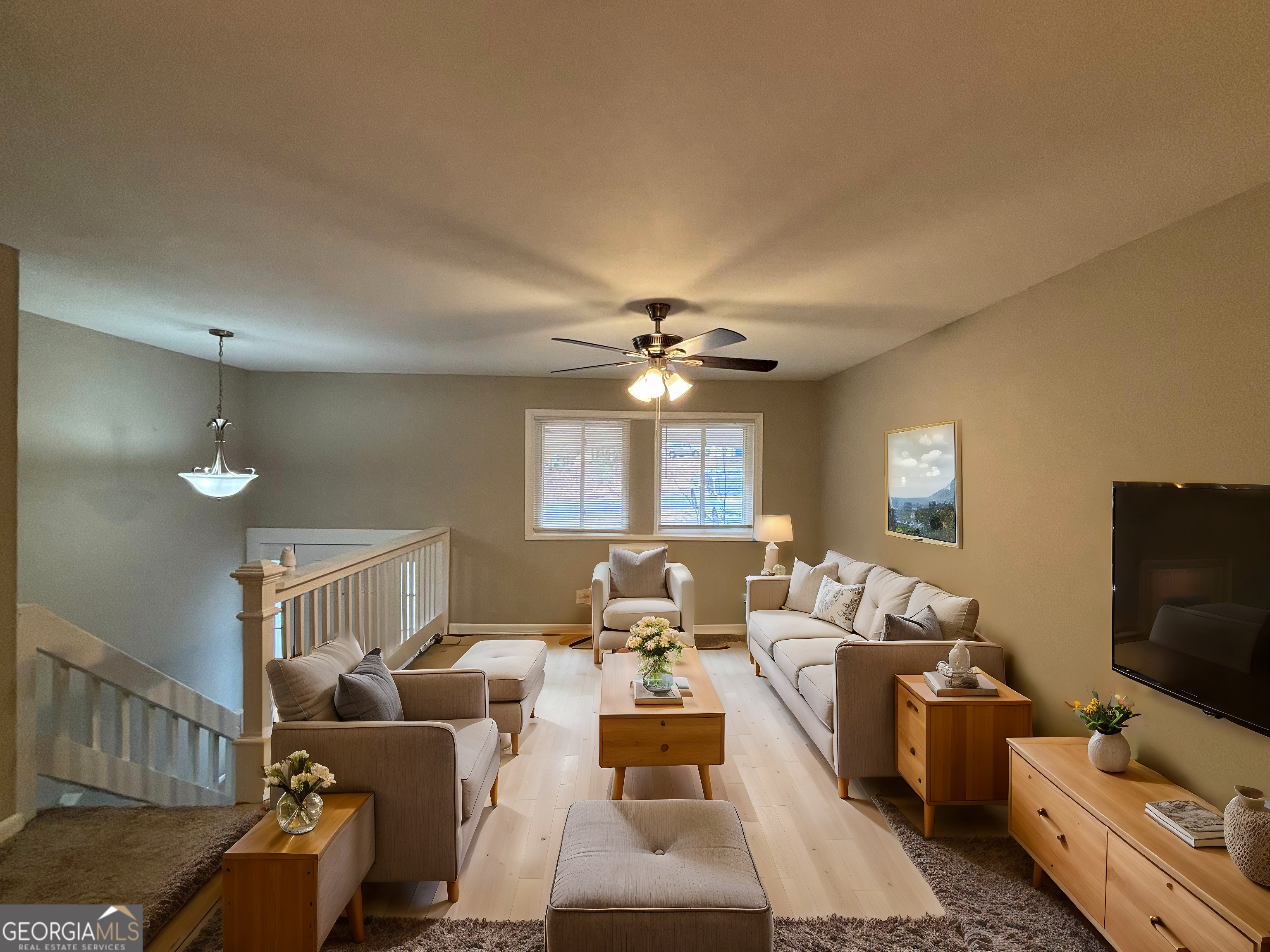 1139 Pine Mountain DR