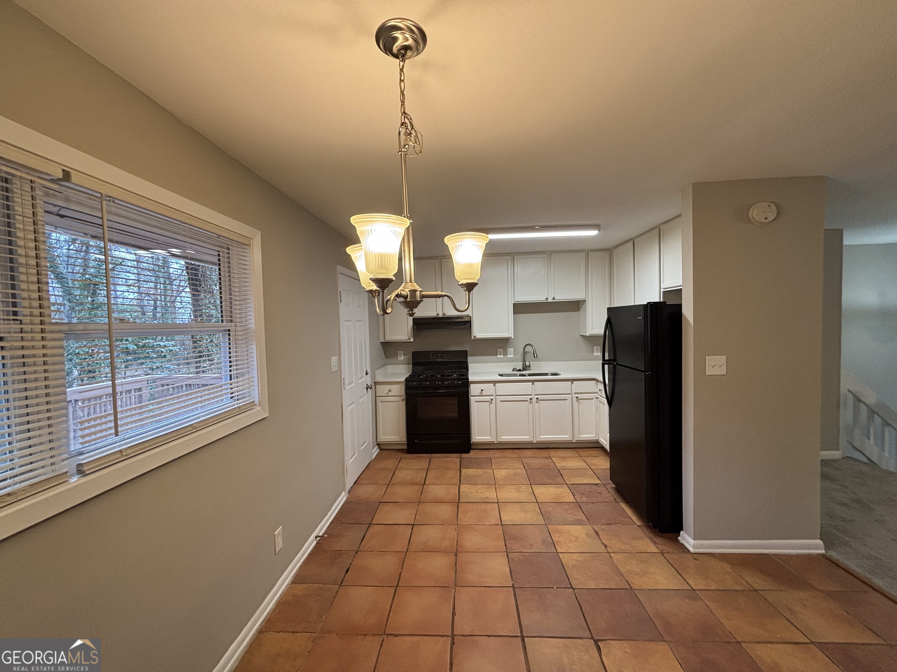 1139 Pine Mountain DR