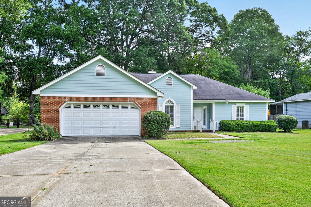 Photo of 218 Hummingbird Lane, Albany, GA 31707 (MLS # 10841010)