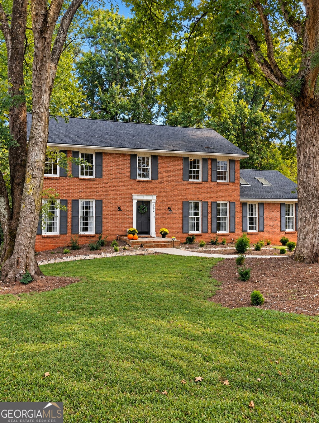 Photo of 2302 Smokehouse Path, Lawrenceville, GA 30044 (MLS # 10873306)