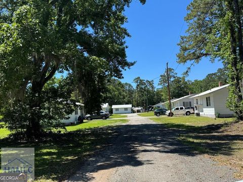 1200 Old Sunbury RD Hinesville GA 31313