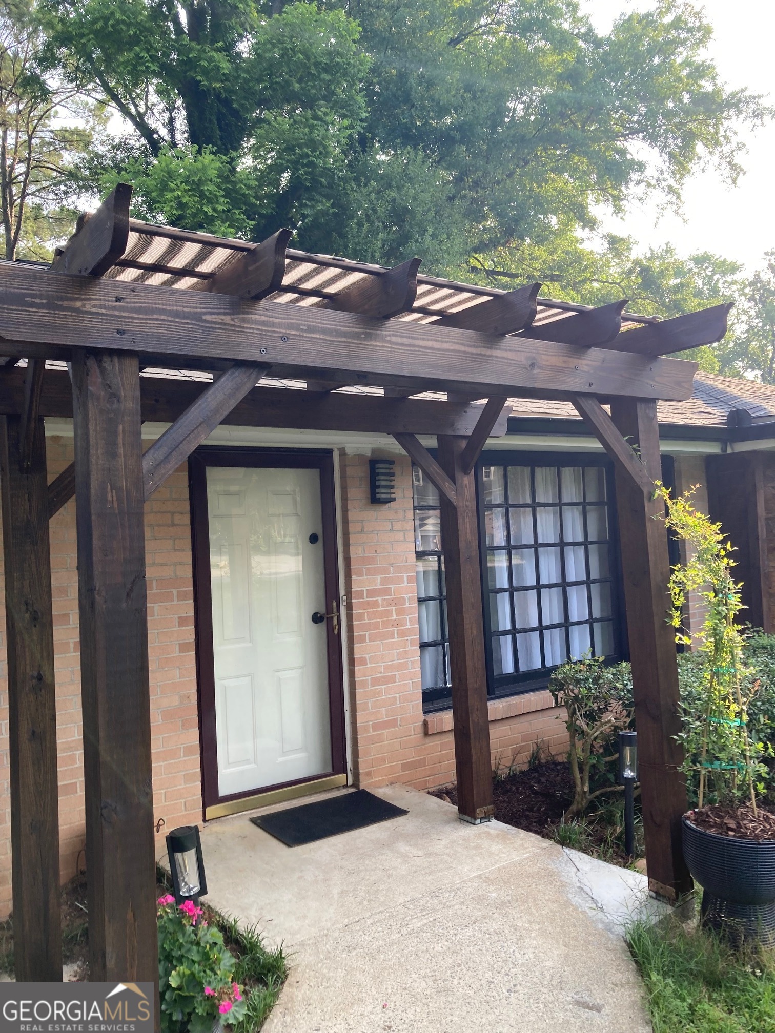 2468 Dresden DR
