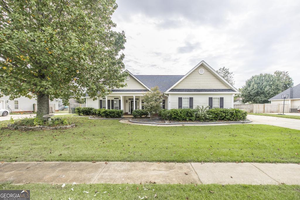 204 Lovorn CIR