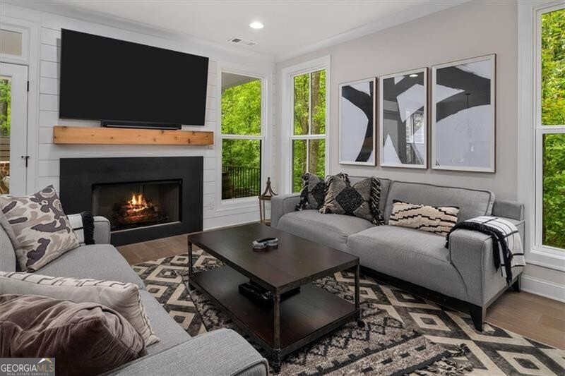 Chelsea Walk - Residential