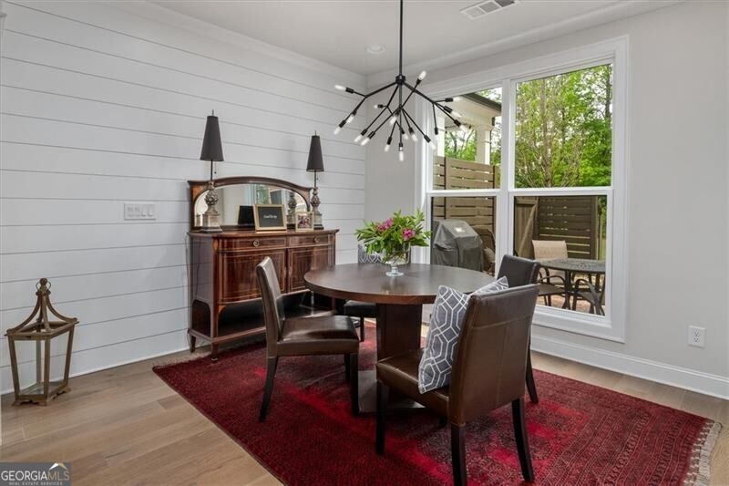 Chelsea Walk - Residential