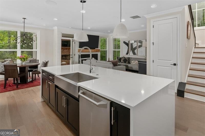 Chelsea Walk - Residential