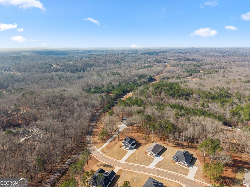 Photo of 626 Walnut Creek Parkway, Pendergrass, GA 30567 (MLS # 10699464)