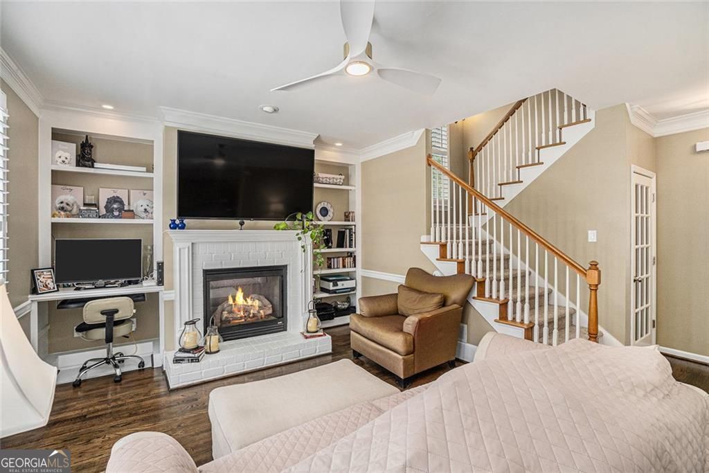 6245 Providence Club DR