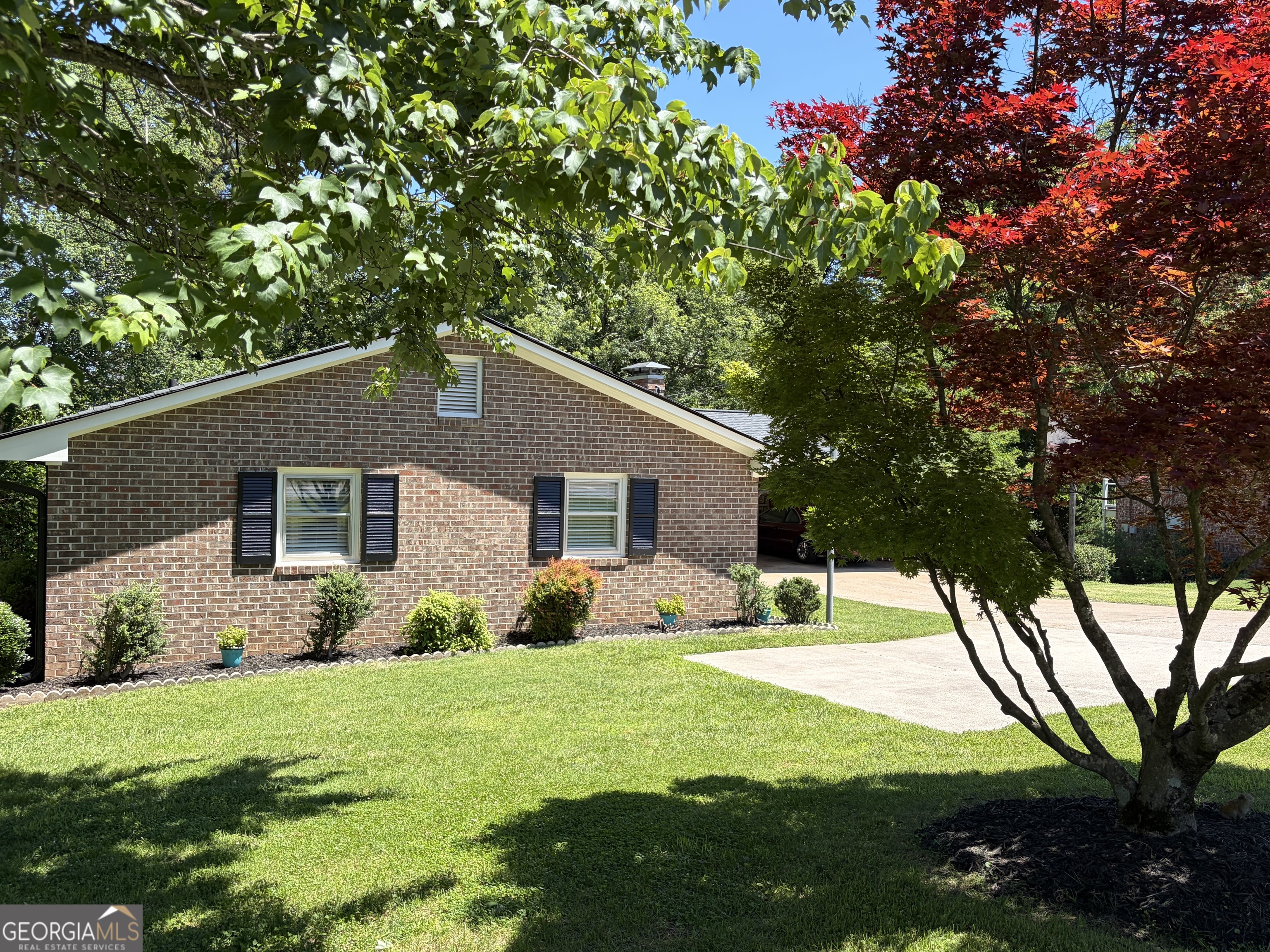 344 Holly DR