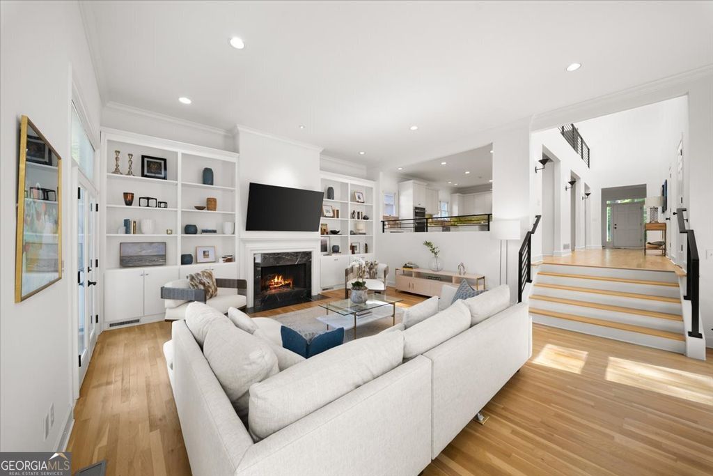 Photo of 1650 N Pelham Road NE, Atlanta, GA 30324 (MLS # 10734952)