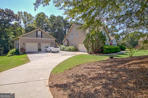 A home in Newnan