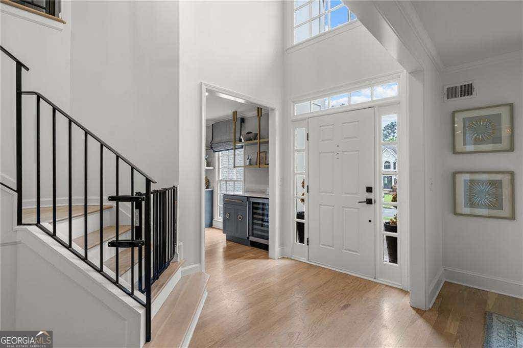 Photo of 231 Red Oak Lane, Alpharetta, GA 30009 (MLS # 10783995)
