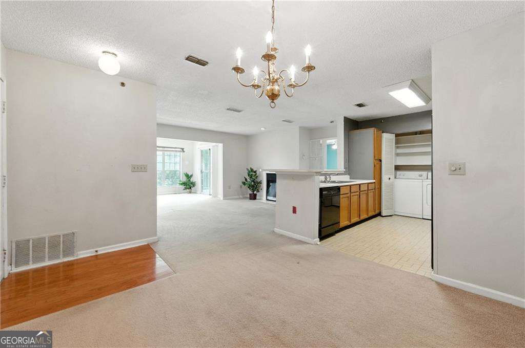 209 Mill Pond CT SE