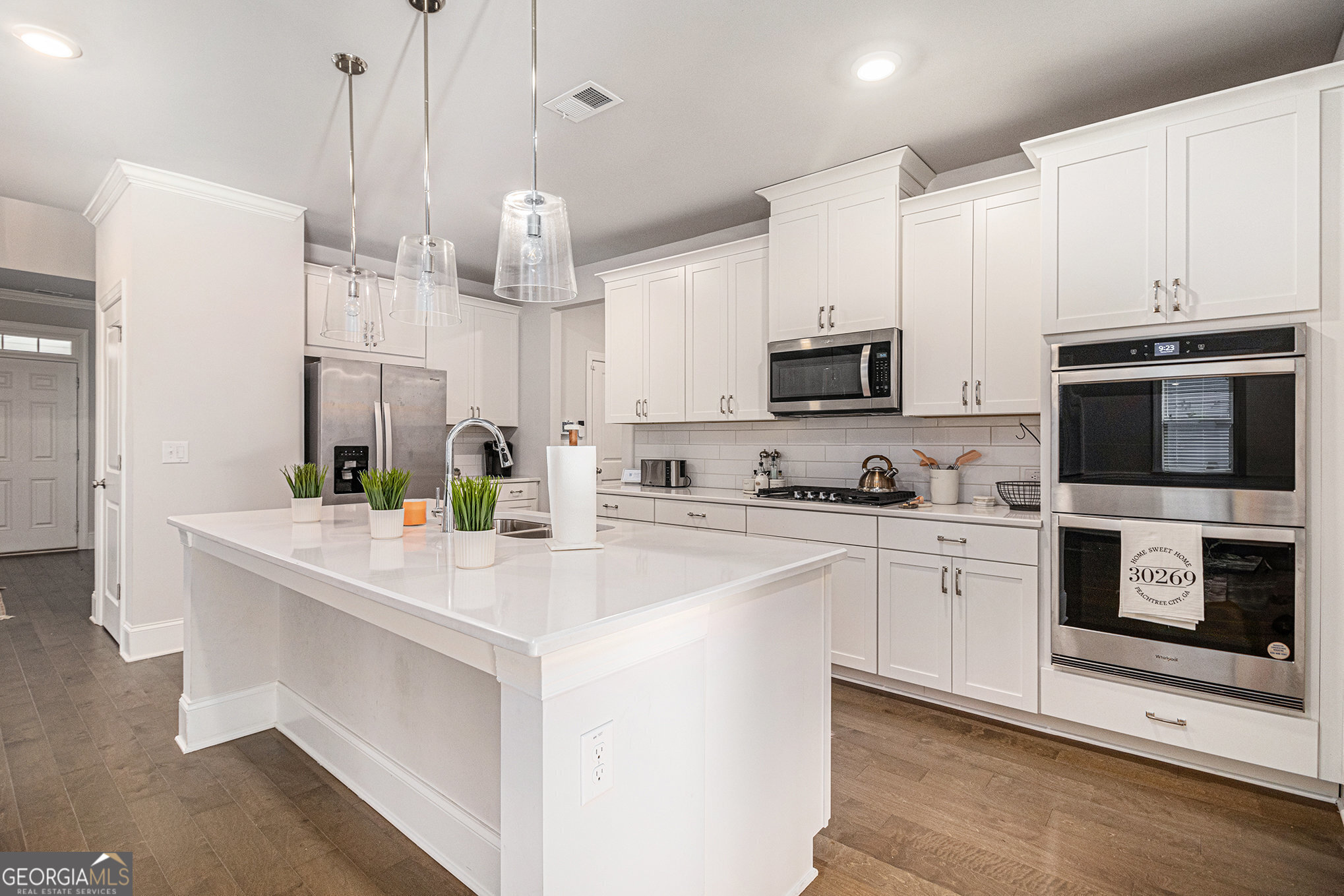345 Caledonia CT