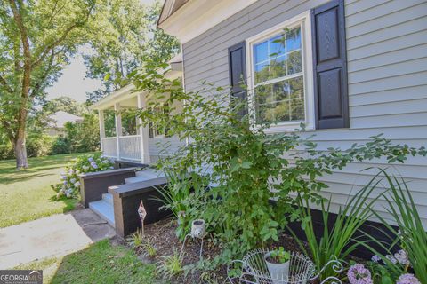 A home in Barnesville