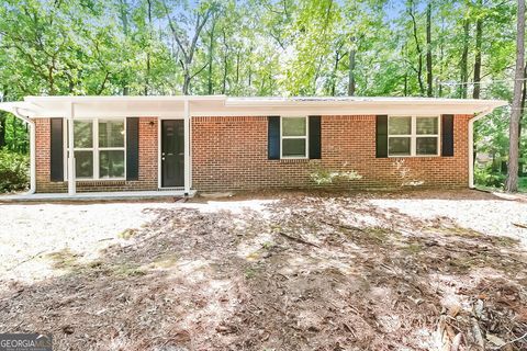 Photo of 300 Northmeade Drive, Peachtree City, GA 30269 (MLS # 10658428)
