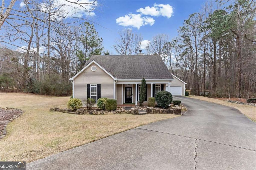 Photo of 5551 Wood Vale Court, Powder Springs, GA 30127 (MLS # 10672817)