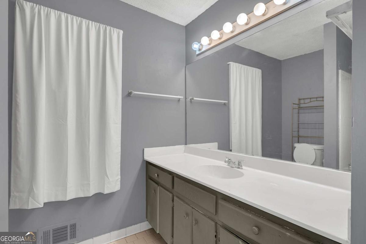 Fox Hills - Residential