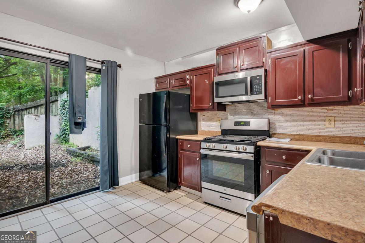 Fox Hills - Residential