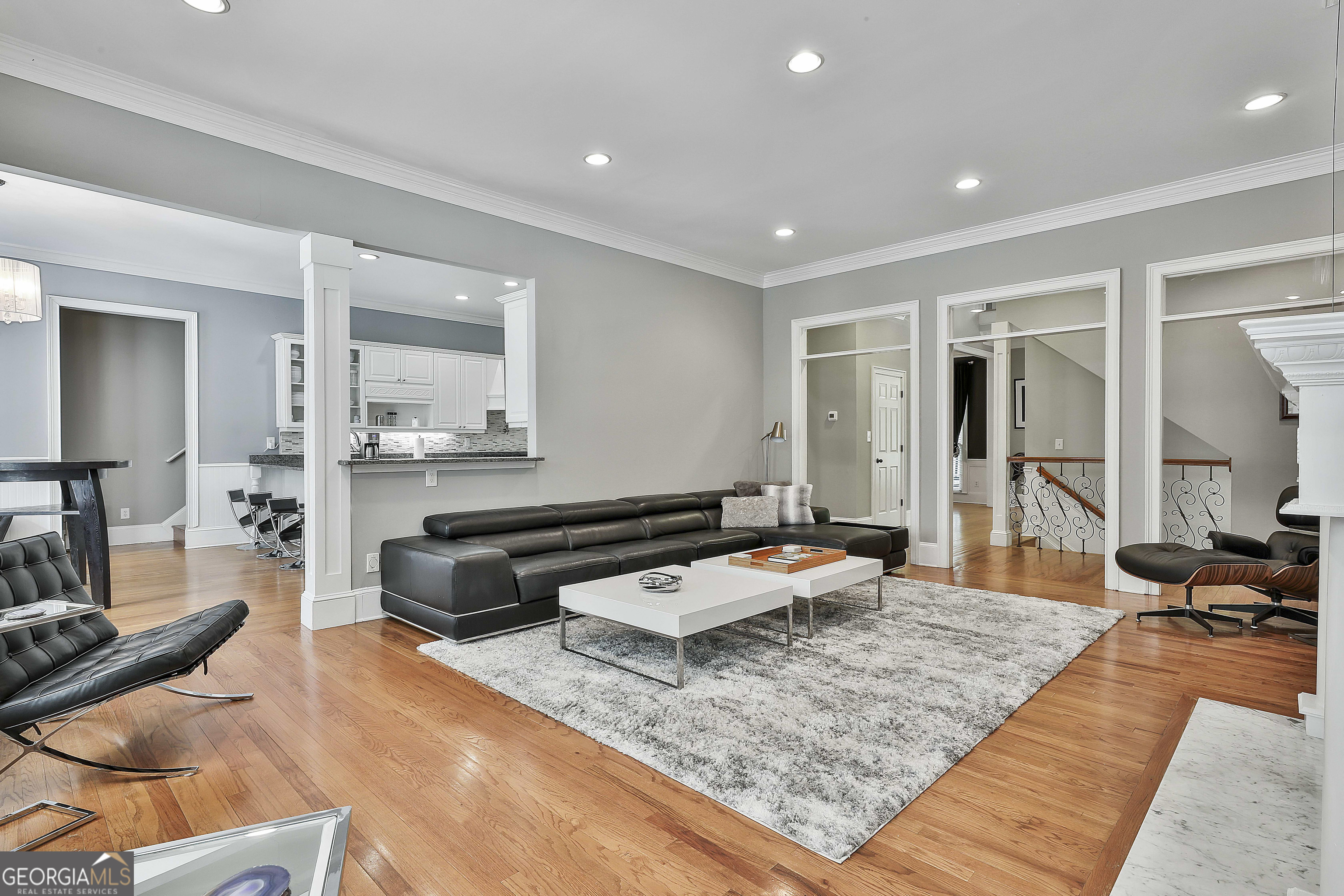 Peachtree City, Georgia 30269, United States, 5 Bedrooms Bedrooms, ,6 BathroomsBathrooms,Residential,Active,208890