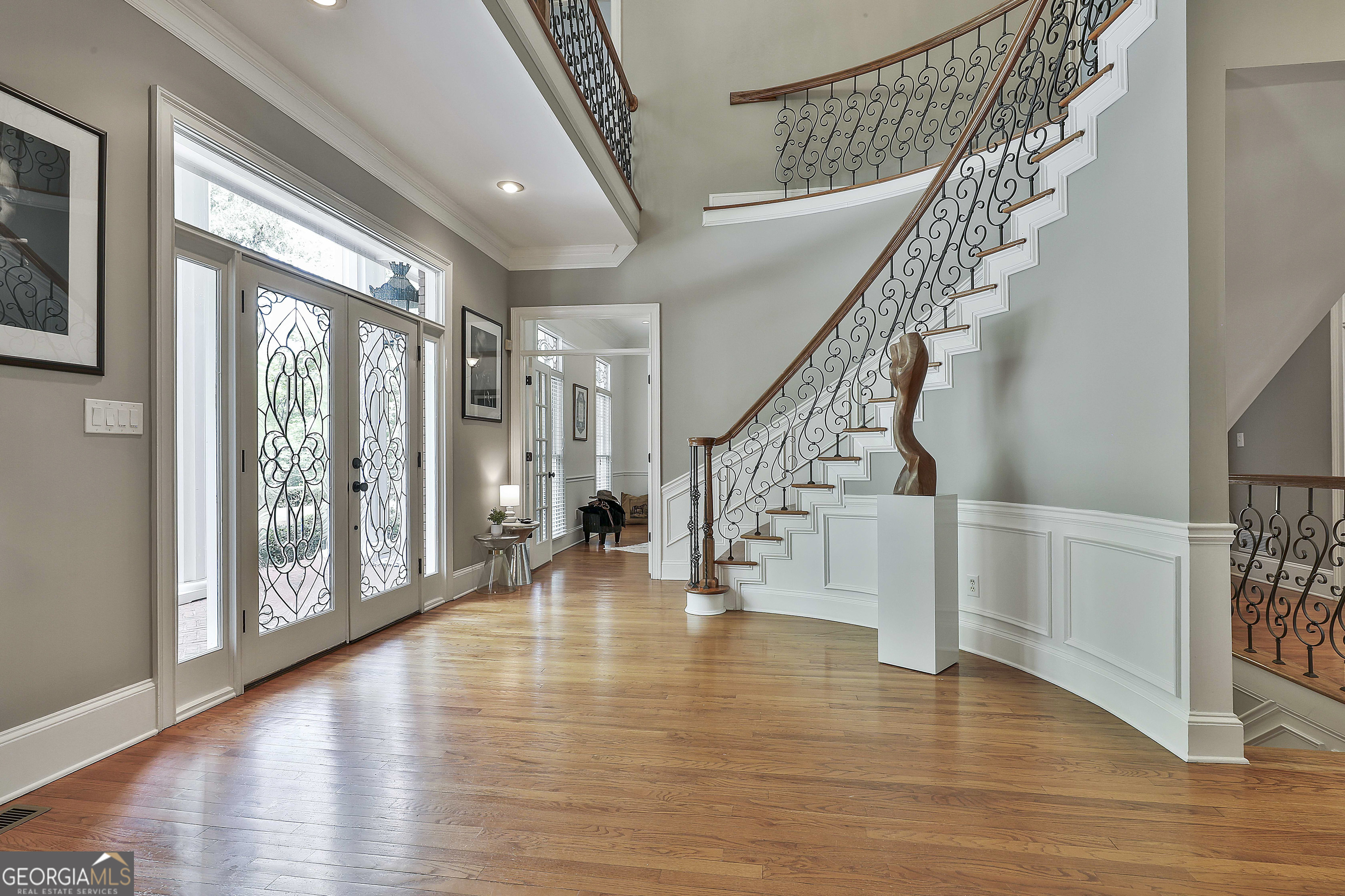 Peachtree City, Georgia 30269, United States, 5 Bedrooms Bedrooms, ,6 BathroomsBathrooms,Residential,Active,208890