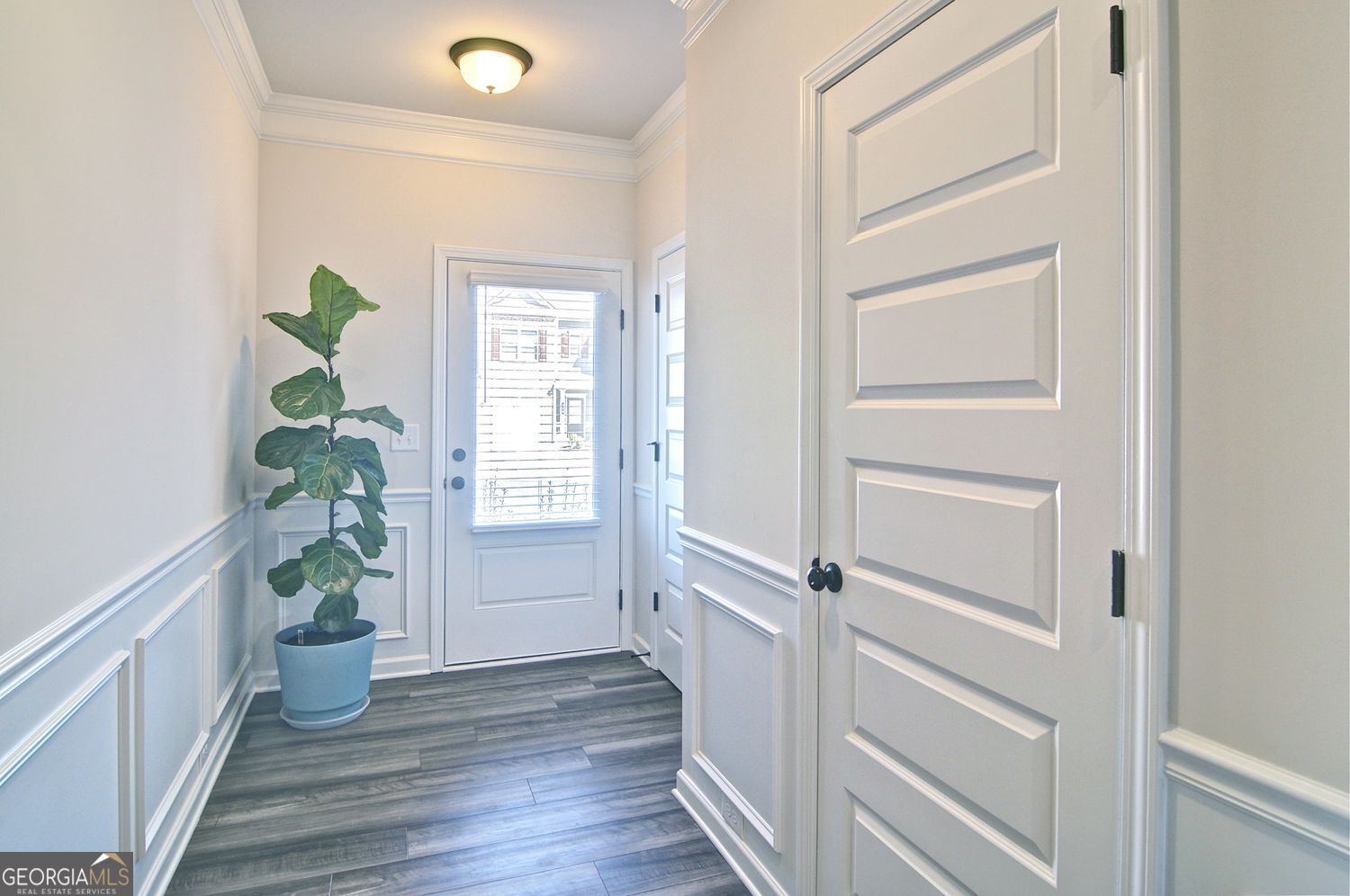 321 Skye LN