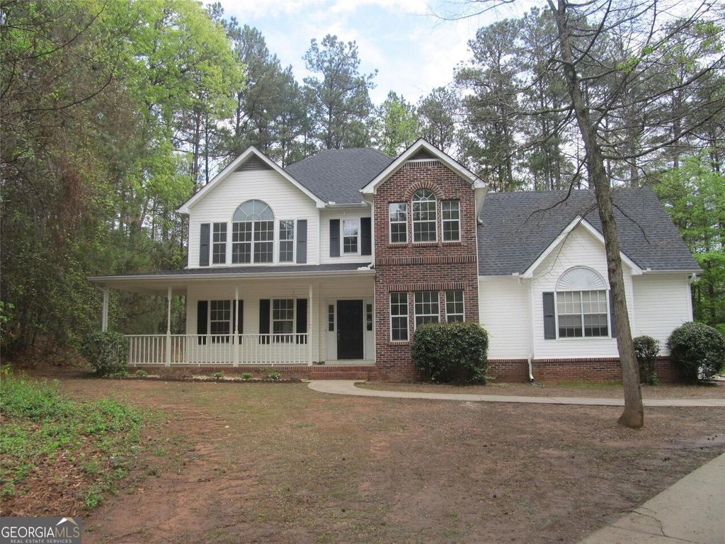 Photo of 28 Border Pt, Sharpsburg, GA 30277 (MLS # 10687124)