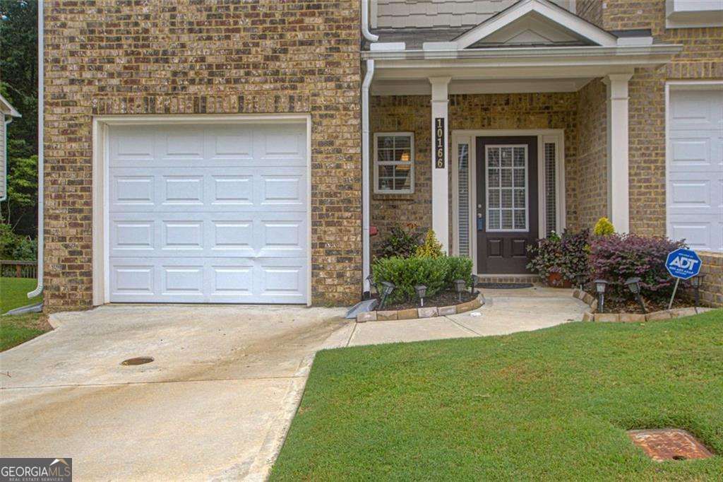 Photo of 10166 Benton Woods Drive, Covington, GA 30014 (MLS # 10695872)