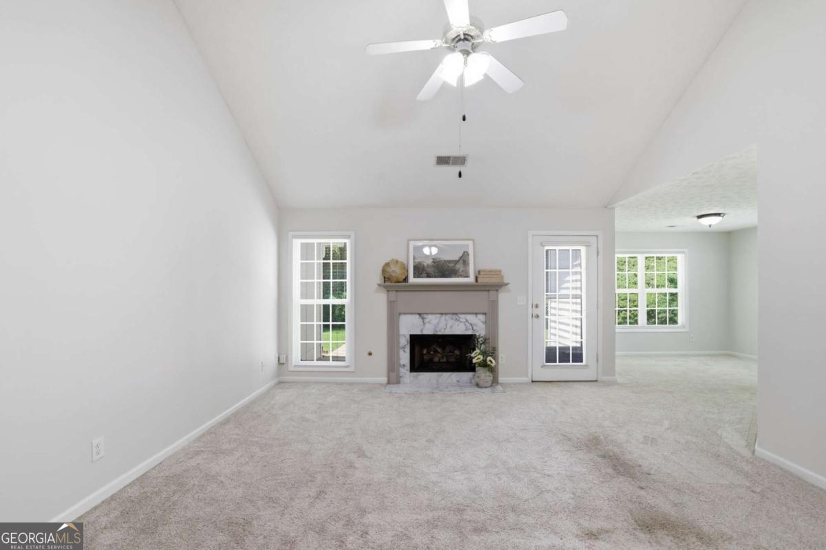 317 Hemington WAY