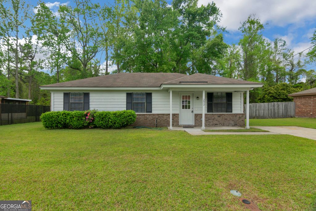 Photo of 202 Sequoia Circle, Hinesville, GA 31313 (MLS # 10724833)