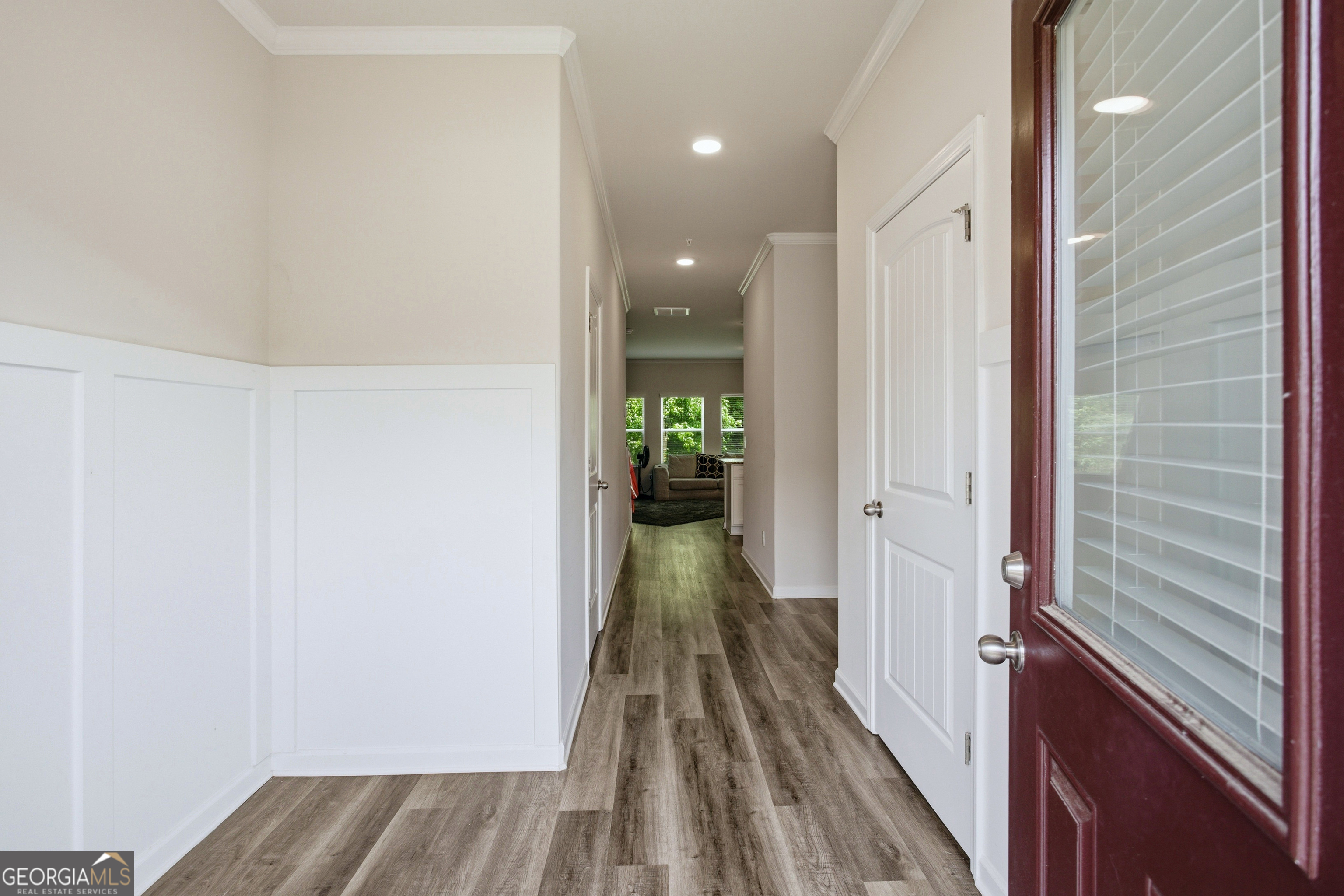 8684 Lakeview CMNS 48