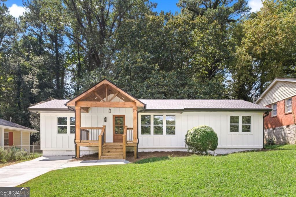 Photo of 2053 Juanita Street, Decatur, GA 30032 (MLS # 10625705)