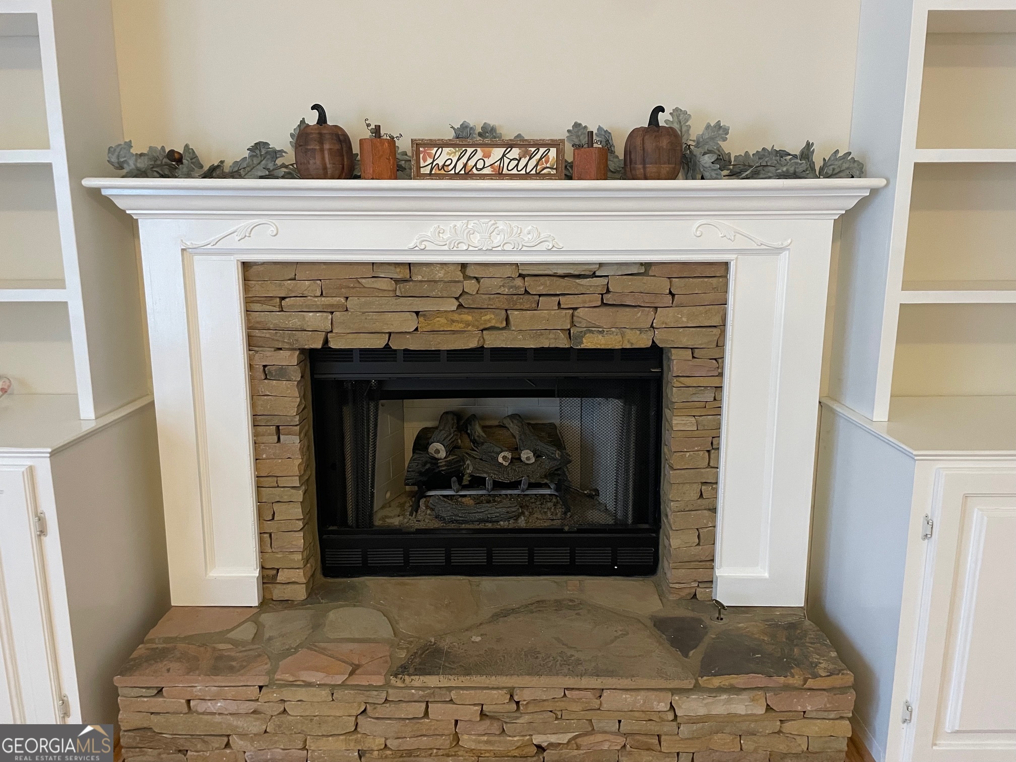 Woodstock, Georgia 30189, United States, 4 Bedrooms Bedrooms, ,3 BathroomsBathrooms,Residential,Active,191441