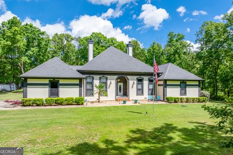 1198 Lakeshore Drive jefferson GA 30549