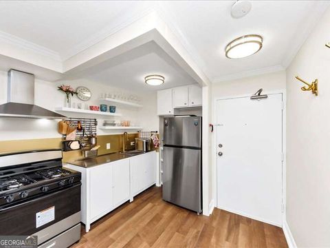 2285 Peachtree RD NE 803 Atlanta GA 30309