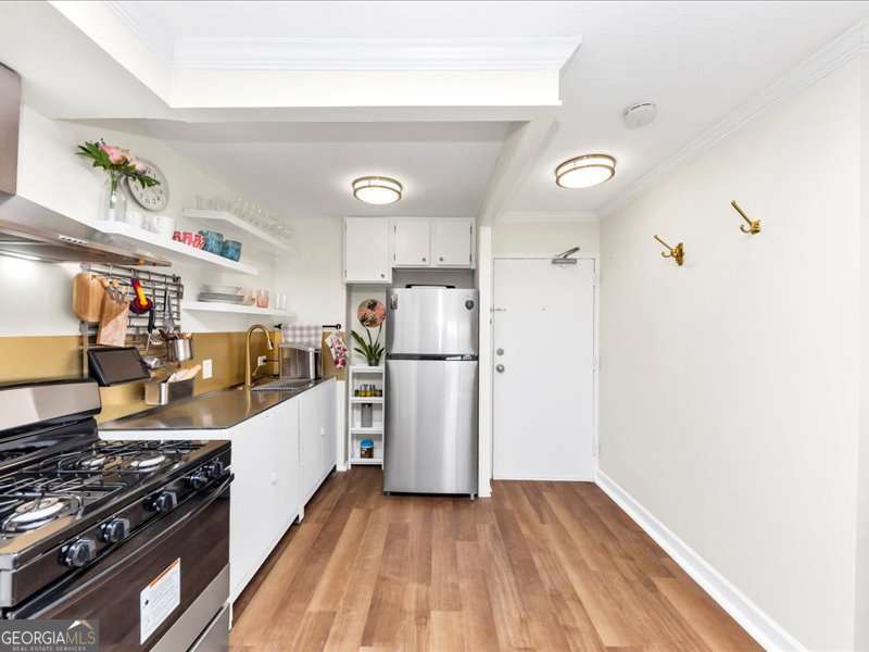 2285 Peachtree RD NE 803