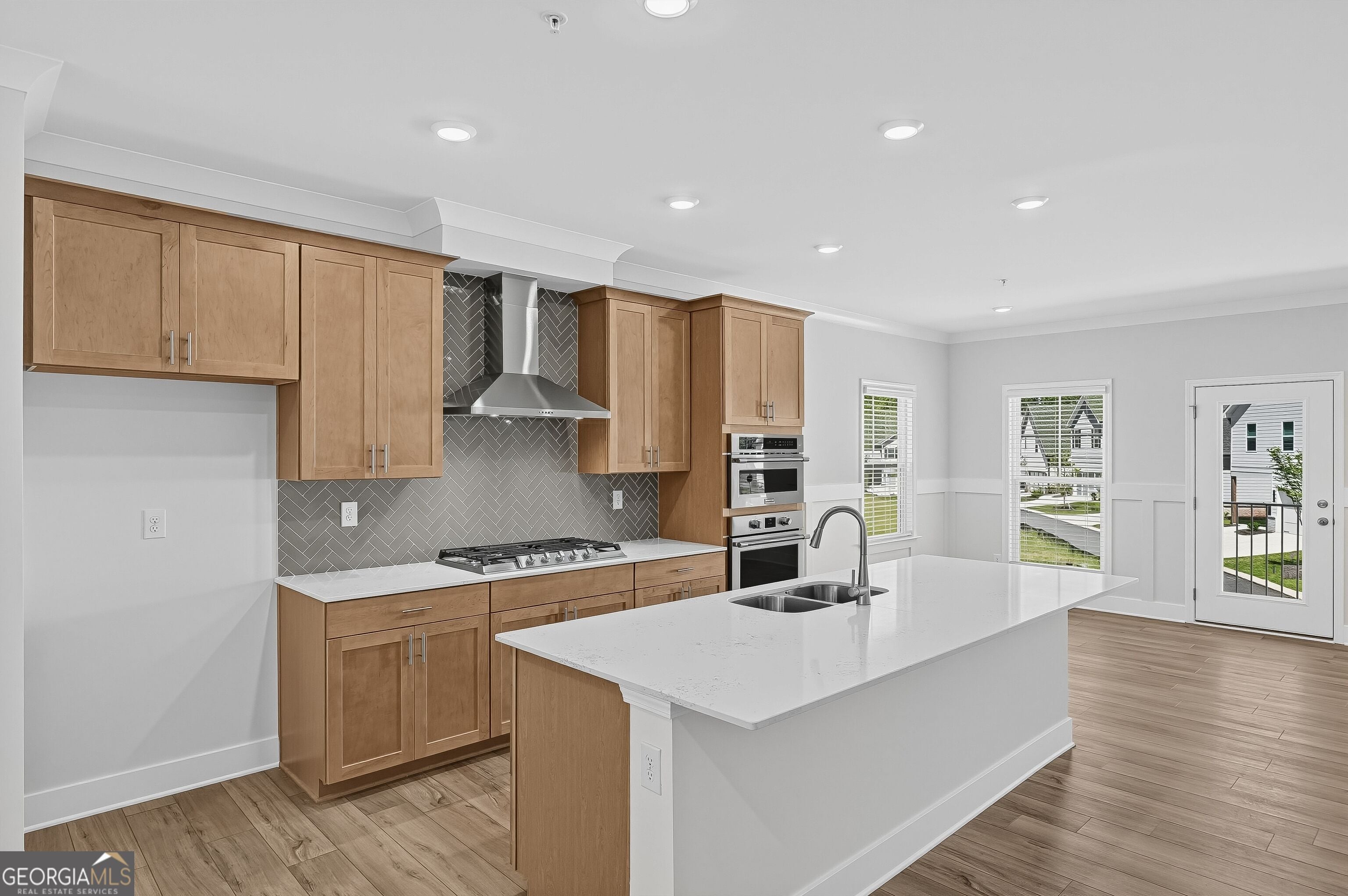 476 Brodie DR 66