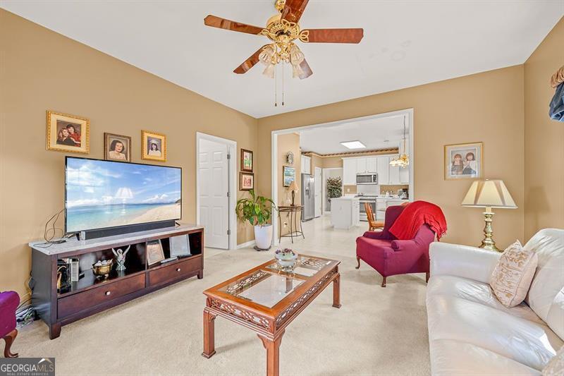1522 Welch CT