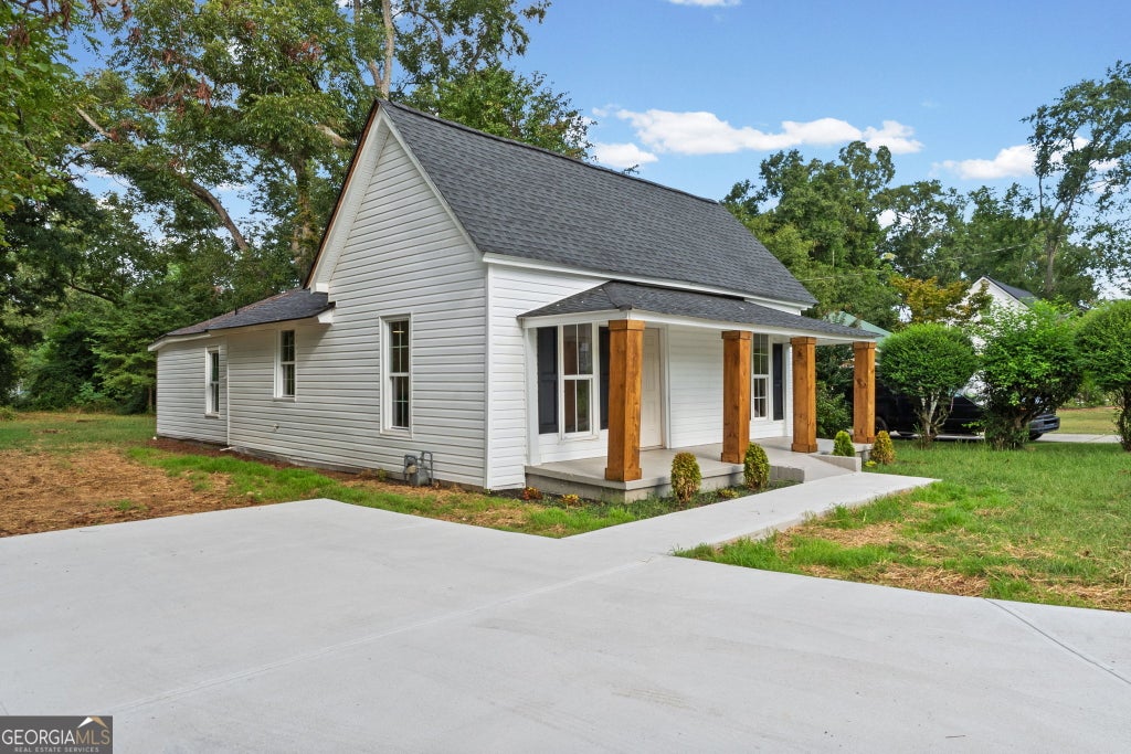 Photo of 415 N 15th Street, Griffin, GA 30223 (MLS # 10846626)