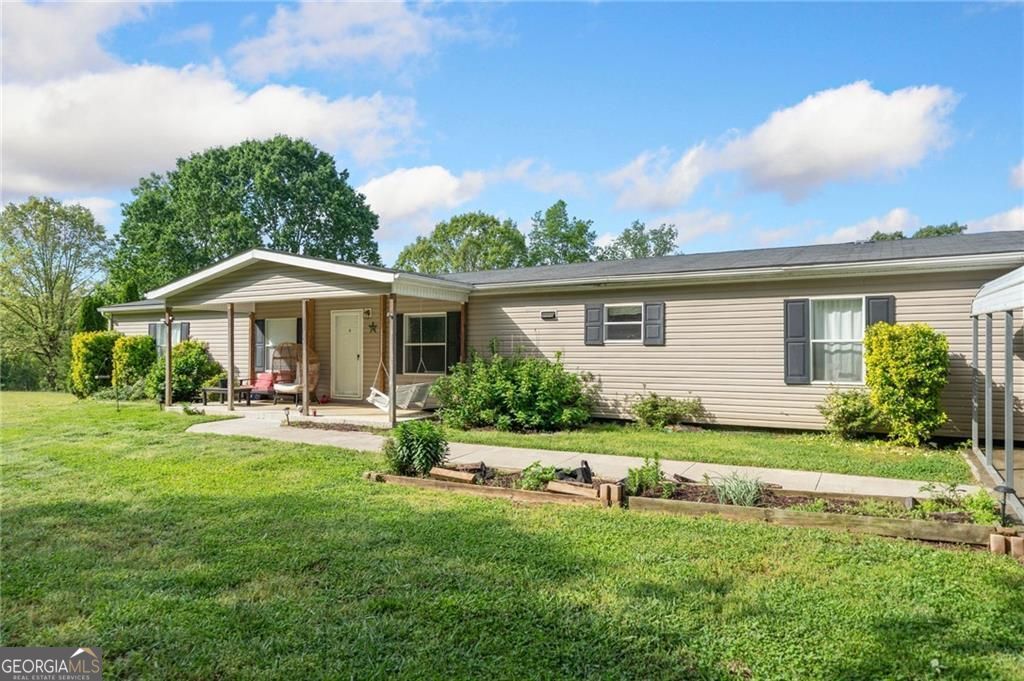 1575 Davis RD W