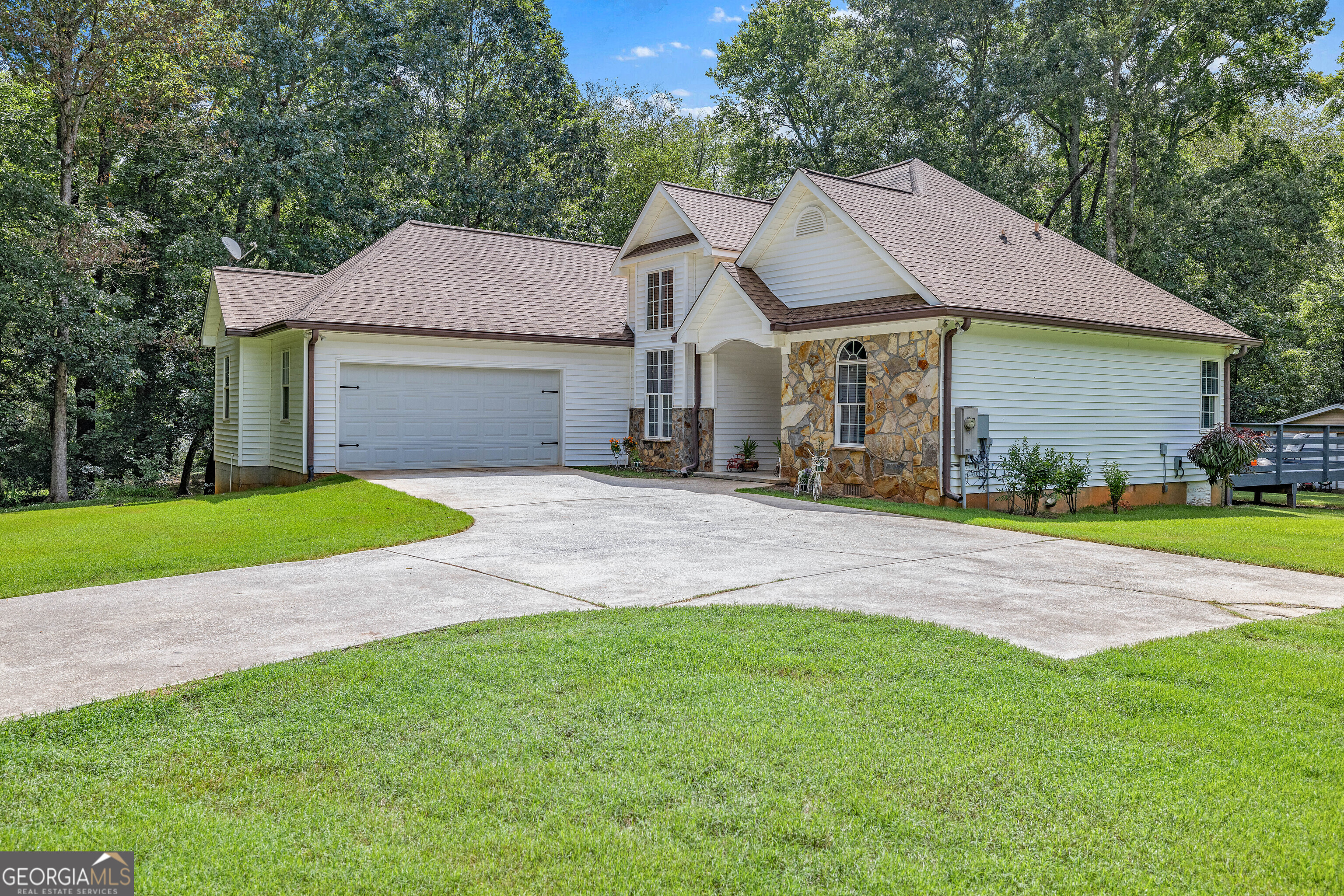 2185 Cabin Creek RD