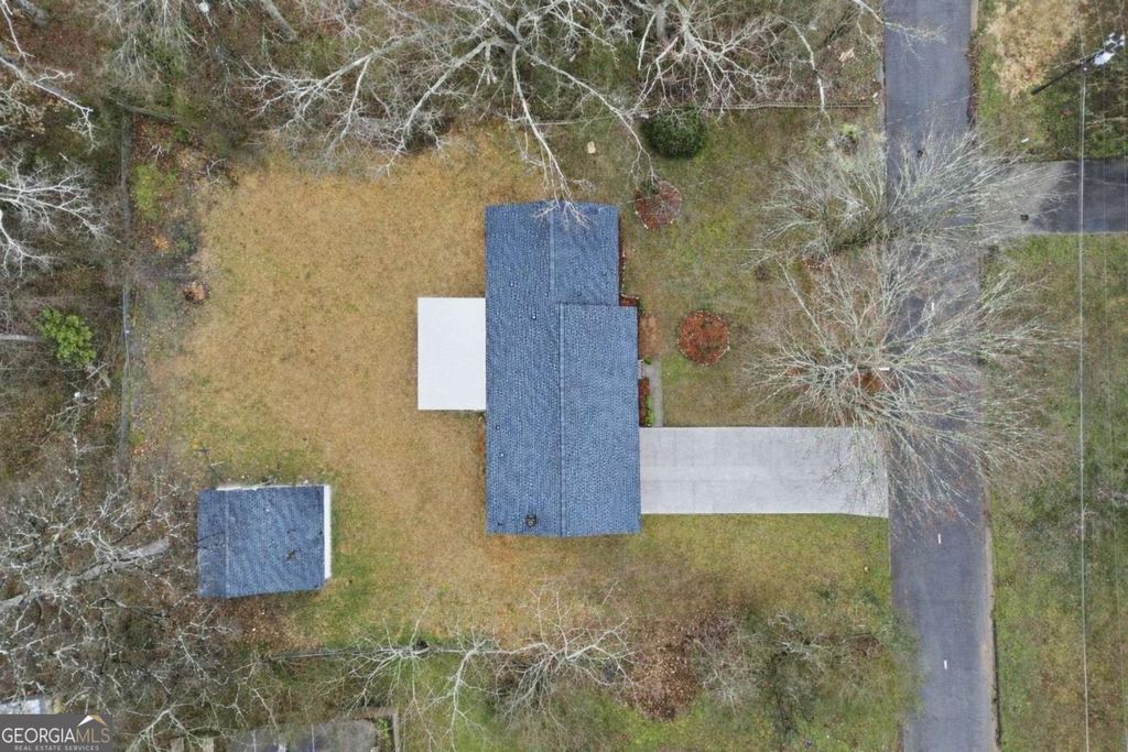 Photo of 6122 Hillpine Drive, Douglasville, GA 30135 (MLS # 10690834)