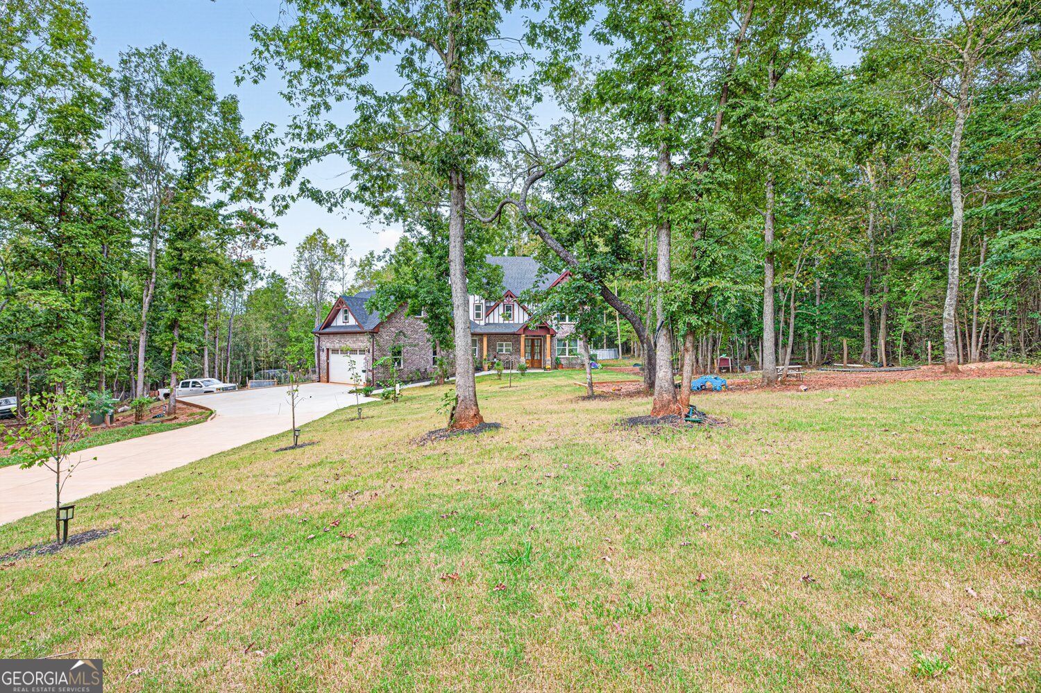 339 Jennings LN