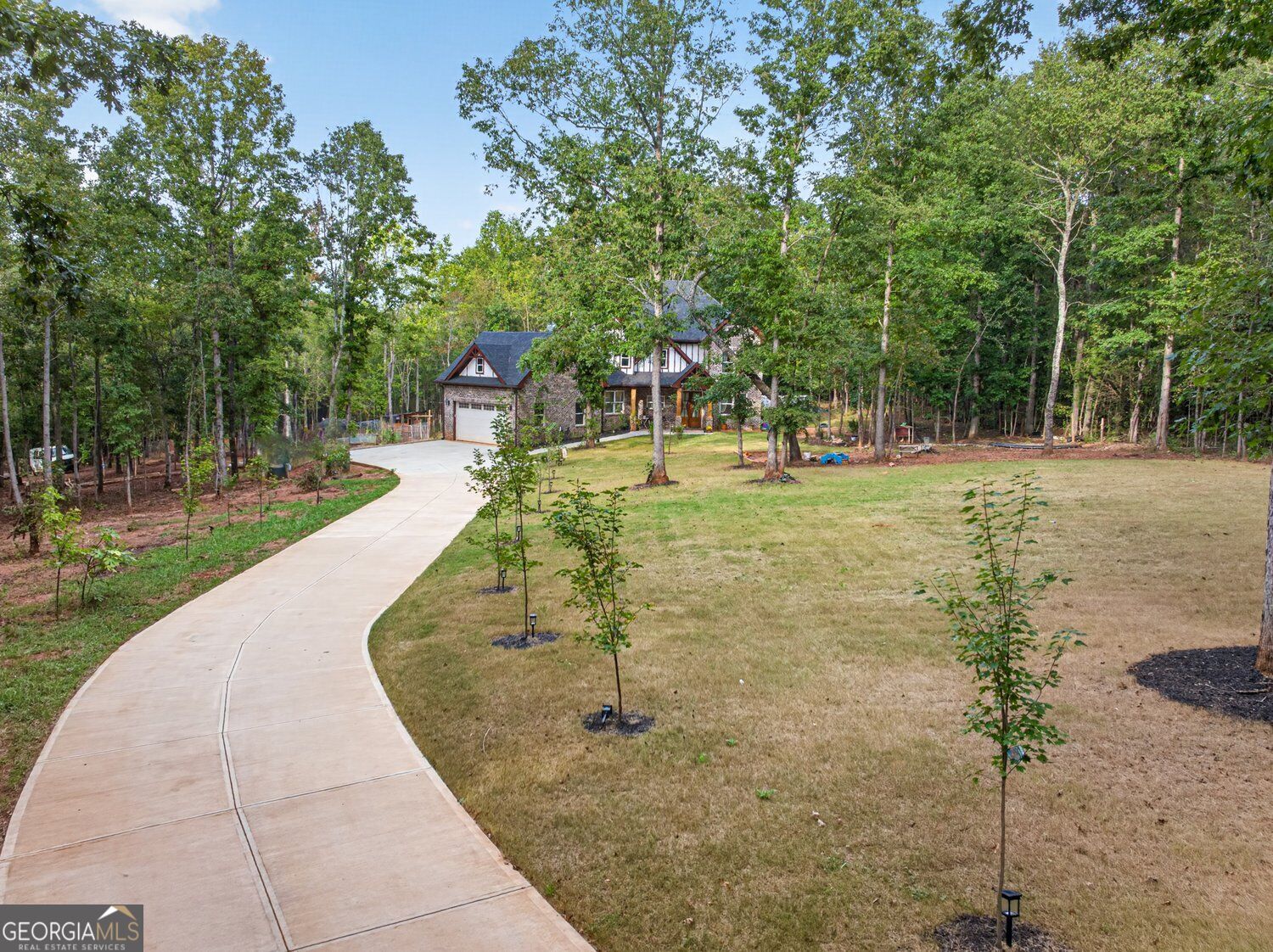 339 Jennings LN