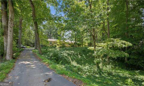 Photo of 3952 Club Drive NE, Atlanta, GA 30319 (MLS # 10804422)
