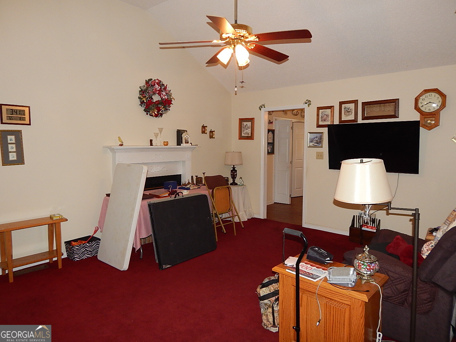 589 Burnett RD
