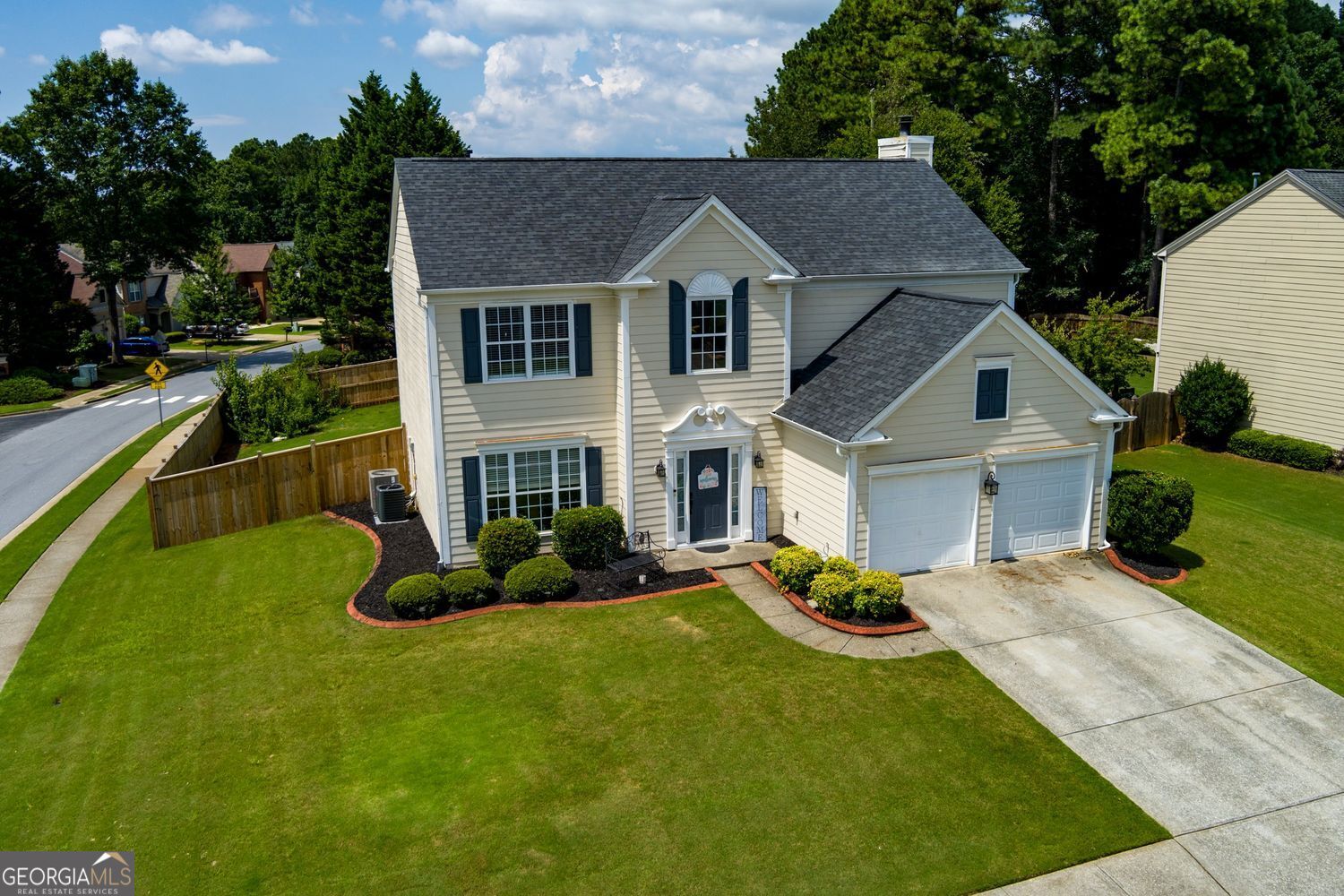 527 Keeneland AVE