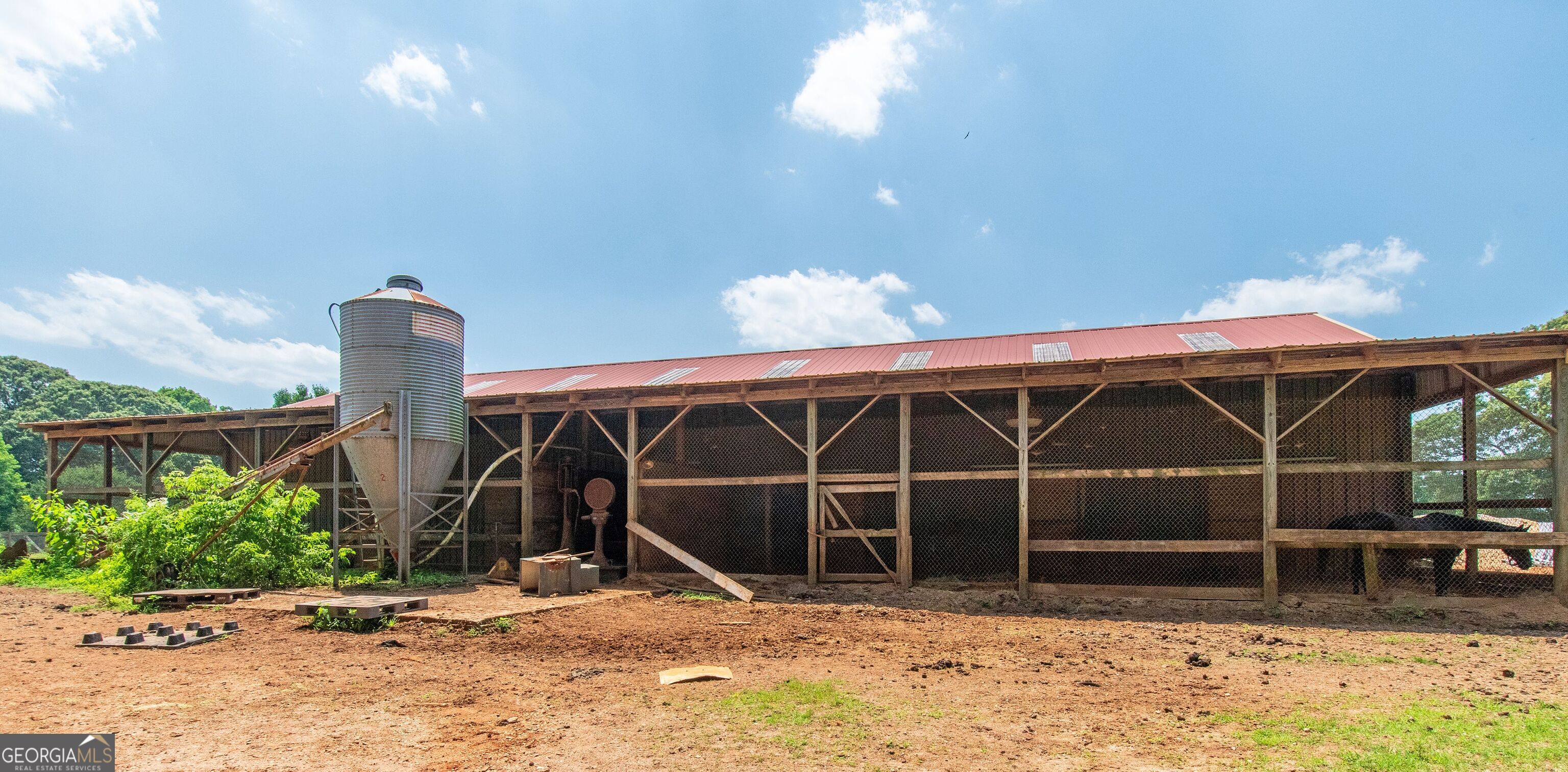 Roopville, Georgia 30170, United States, 4 Bedrooms Bedrooms, ,2 BathroomsBathrooms,Residential,Active,221570