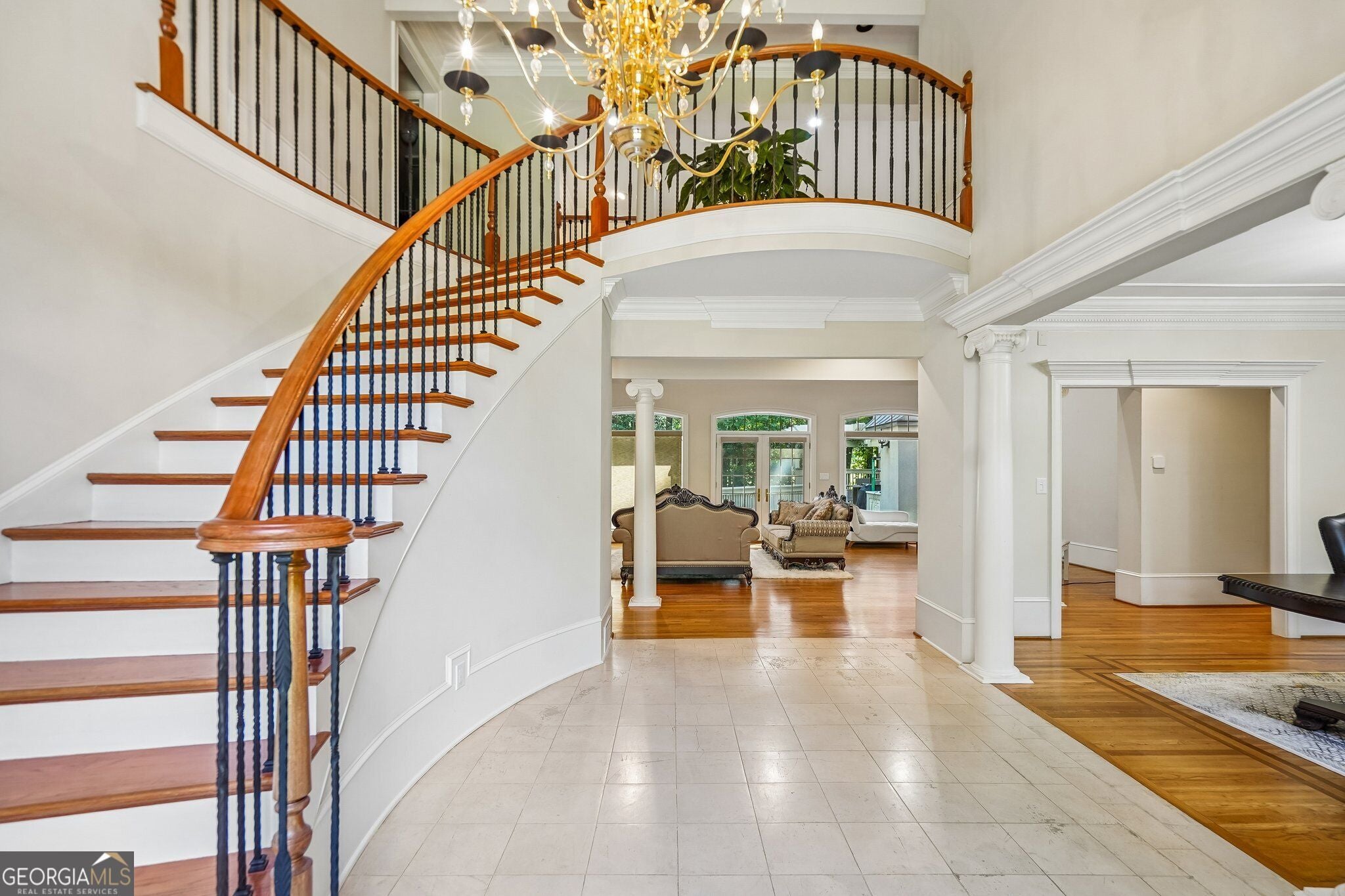 219 Saint Andrews CT