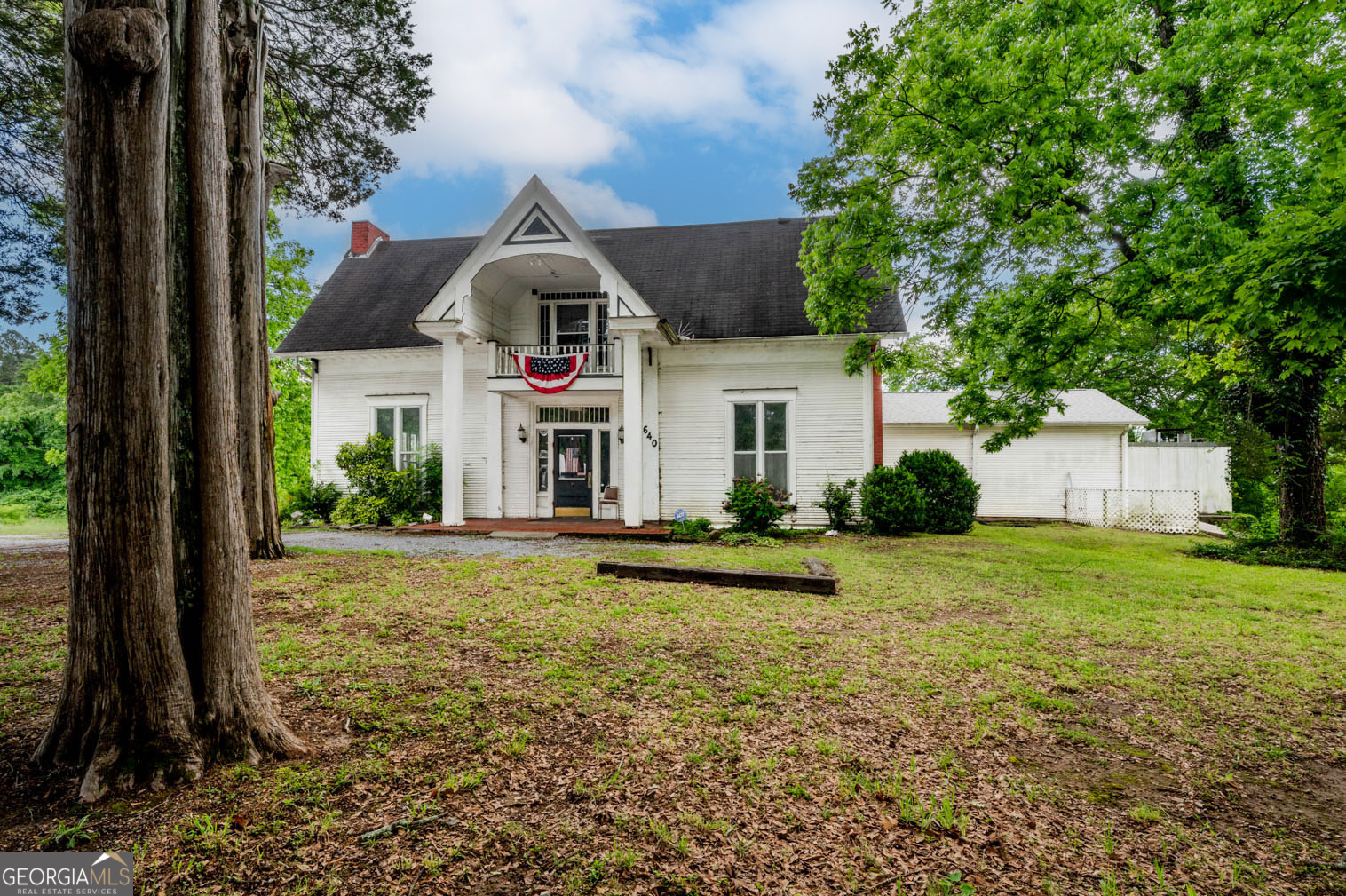 640 S Main ST